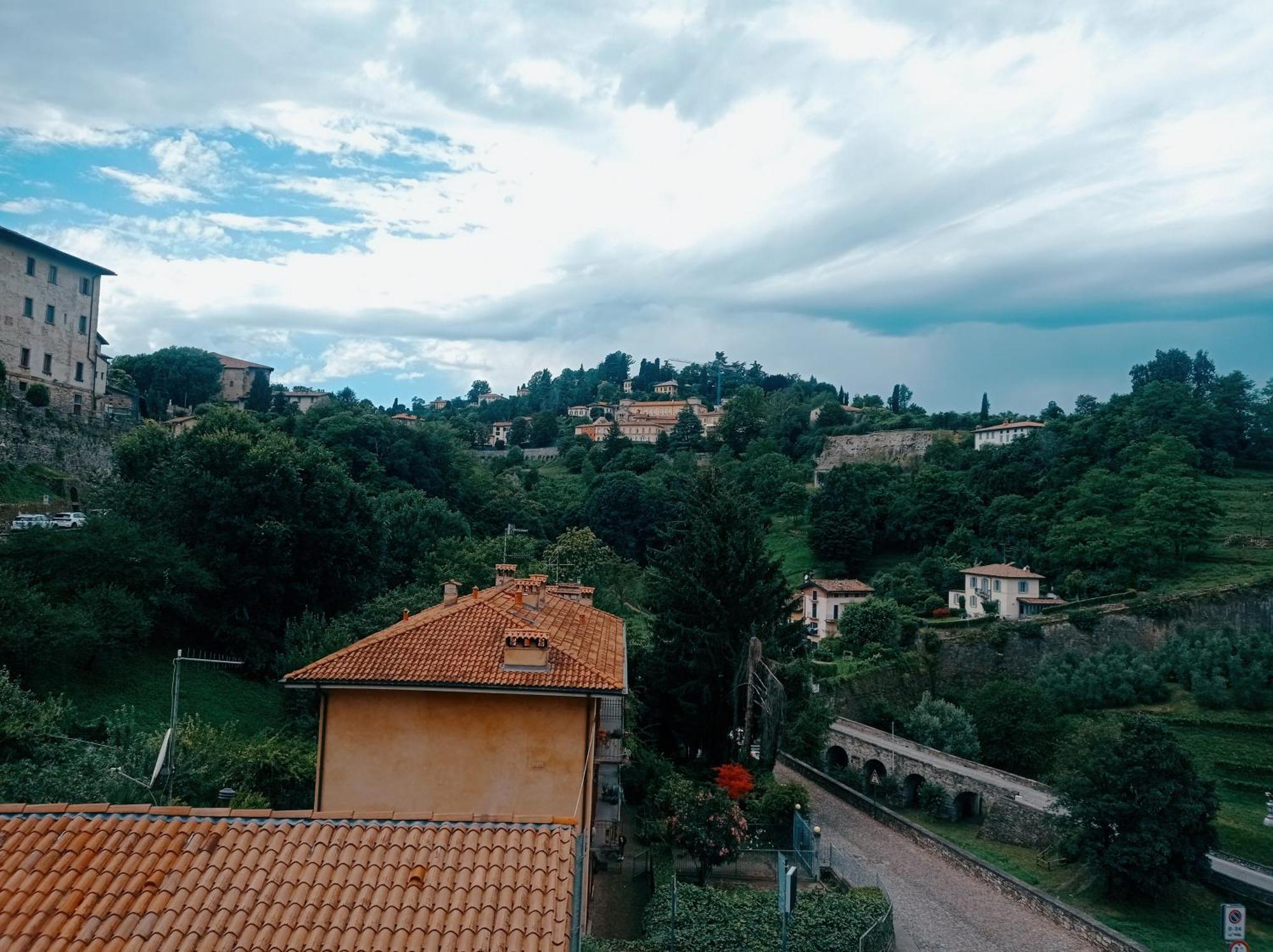 Emy&Lu Casa Vacanza Citta' Alta Bergamo Esterno foto
